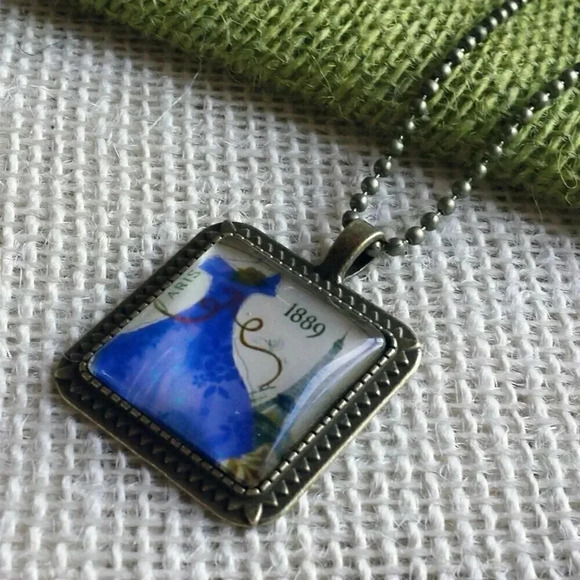 Paris France Eiffel Tower & Blue Dress Square Antiqued Brass Glass 27" Long Neck - Picture 1 of 3